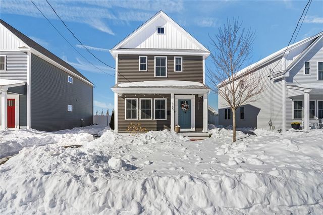 165 Graystone Street, Warwick, RI 02886