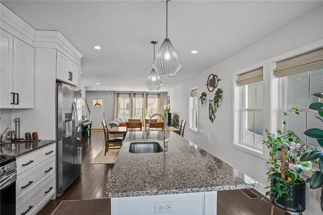 165 Graystone Street, Warwick, RI 02886