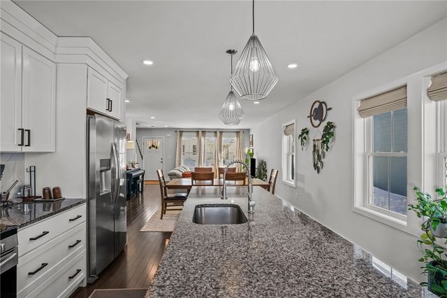 165 Graystone Street, Warwick, RI 02886