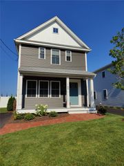 165 Graystone Street, Warwick, RI 02886