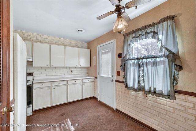 5129 Wexford Road, Lansing, MI 48911