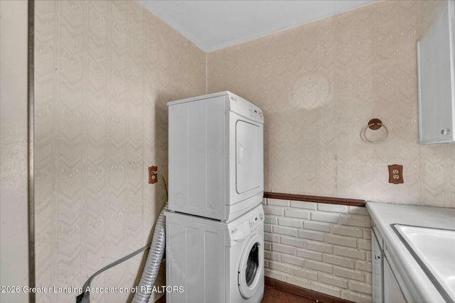 5129 Wexford Road, Lansing, MI 48911