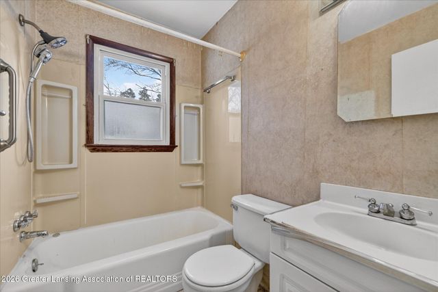 5129 Wexford Road, Lansing, MI 48911