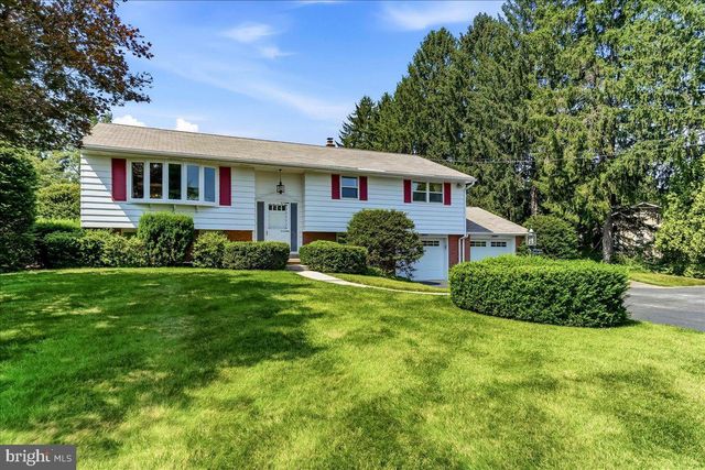 1400 E KELLER RD, Pottstown, PA 19465