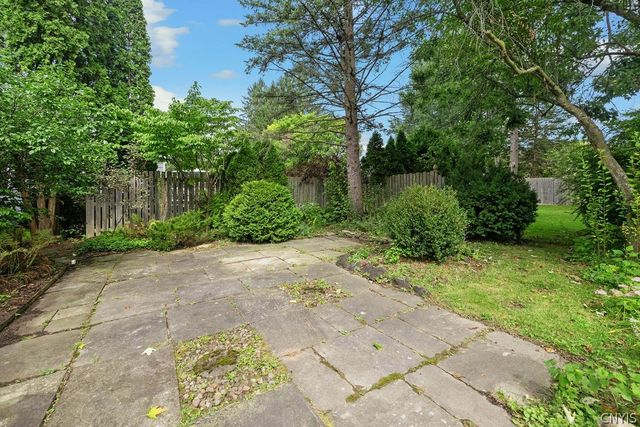 308 Washburn Drive, Dewitt, NY 13057