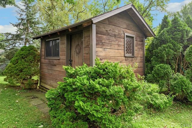 308 Washburn Drive, Dewitt, NY 13057