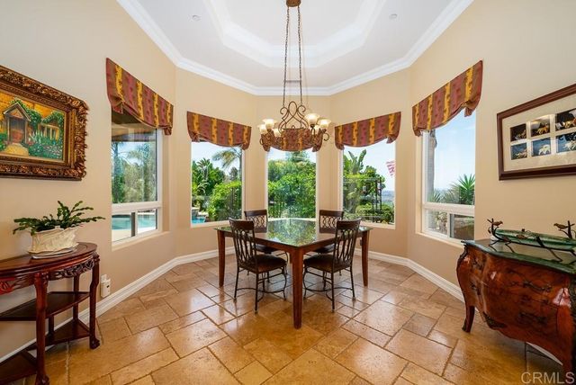 14106 Summit Crest, Escondido, CA 92025