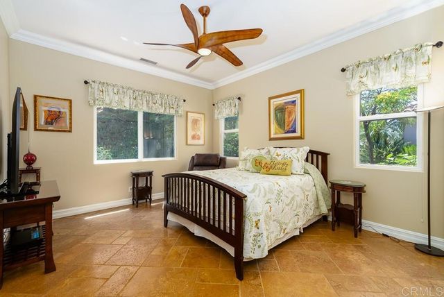 14106 Summit Crest, Escondido, CA 92025