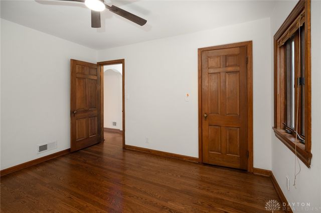 406 Spirea Drive, Oakwood, OH 45419