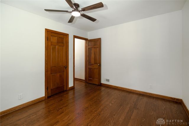 406 Spirea Drive, Oakwood, OH 45419