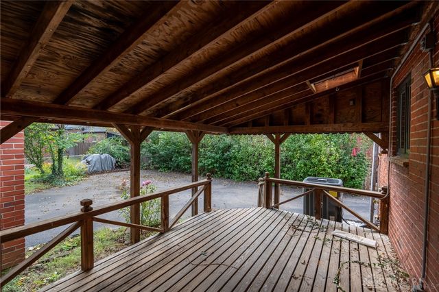 406 Spirea Drive, Oakwood, OH 45419