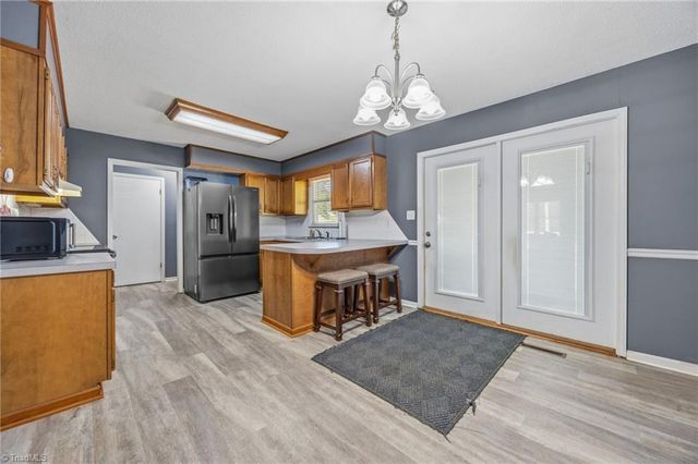 116 Raper Circle, Lexington, NC 27295