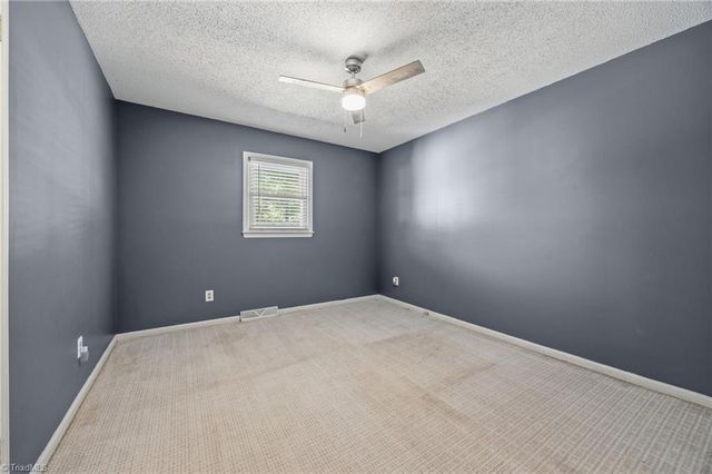 116 Raper Circle, Lexington, NC 27295