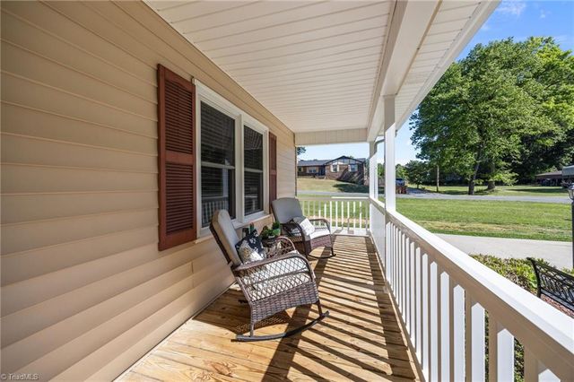 116 Raper Circle, Lexington, NC 27295