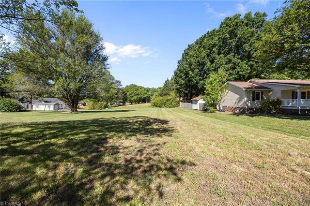 116 Raper Circle, Lexington, NC 27295