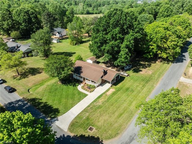 116 Raper Circle, Lexington, NC 27295