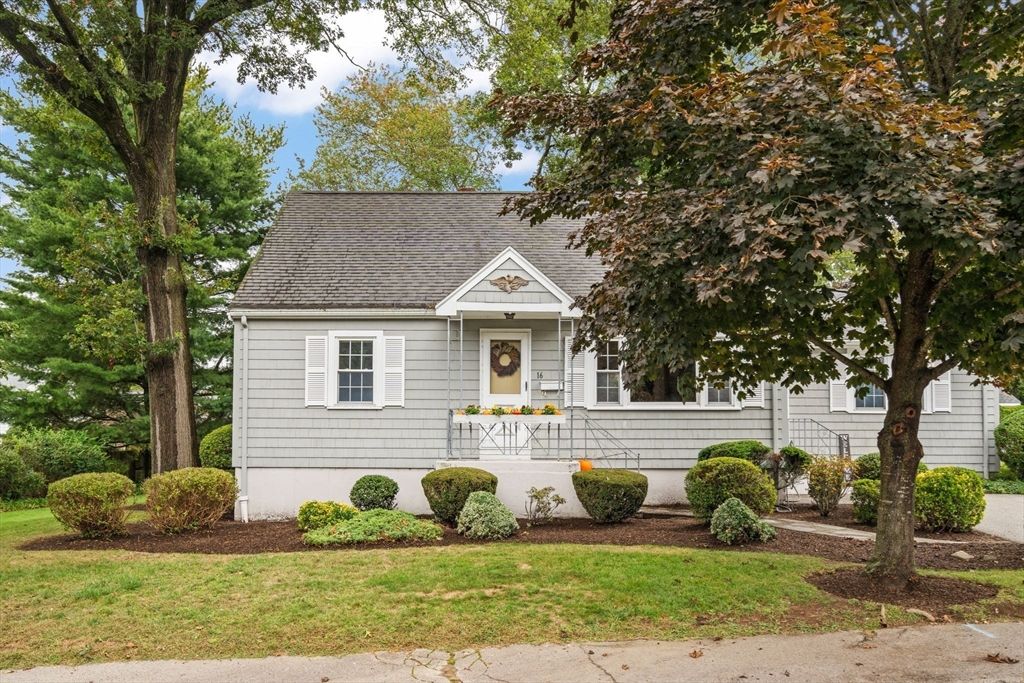 16 Winthrop Ave, Braintree, MA 02184