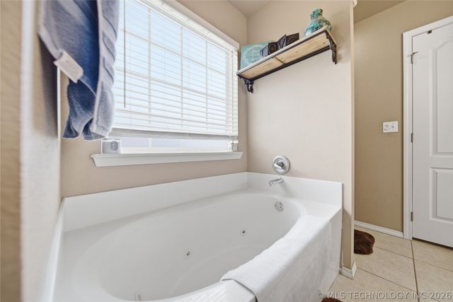 9212 E Shiloh Road, Claremore, OK 74019