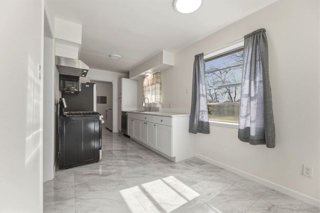 4944 Saucer Drive, Haltom City, TX 76117