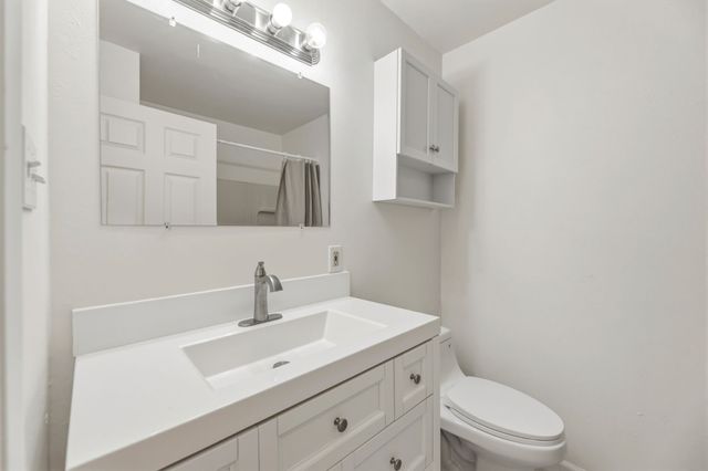 4944 Saucer Drive, Haltom City, TX 76117