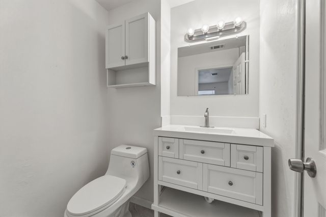 4944 Saucer Drive, Haltom City, TX 76117