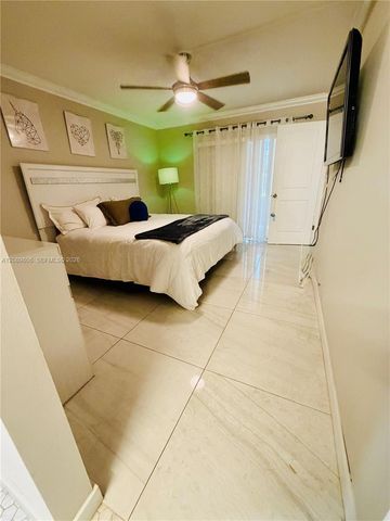20120 NE 3rd Court 7, Miami, FL 33179