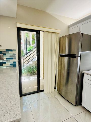 20120 NE 3rd Court 7, Miami, FL 33179