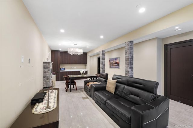 807 Egrets Landing, Carmel, NY 10512