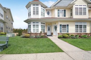 807 Egrets Landing, Carmel, NY 10512