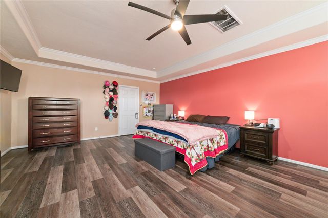 25126 Waterstone Estates Circle E, Tomball, TX 77375