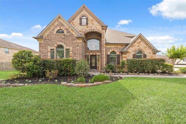 25126 Waterstone Estates Circle E, Tomball, TX 77375