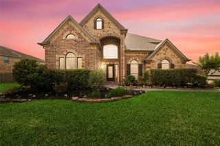 25126 Waterstone Estates Circle E, Tomball, TX 77375