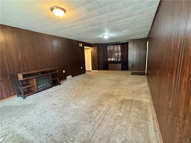 314 Washington St, South Union Twp, PA 15445