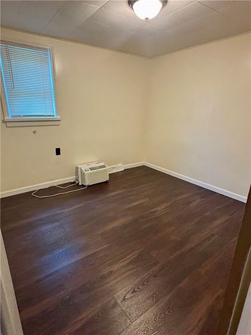 314 Washington St, South Union Twp, PA 15445