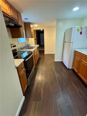 314 Washington St, South Union Twp, PA 15445