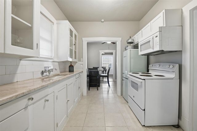 2612 Forby Avenue, Fort Worth, TX 76103