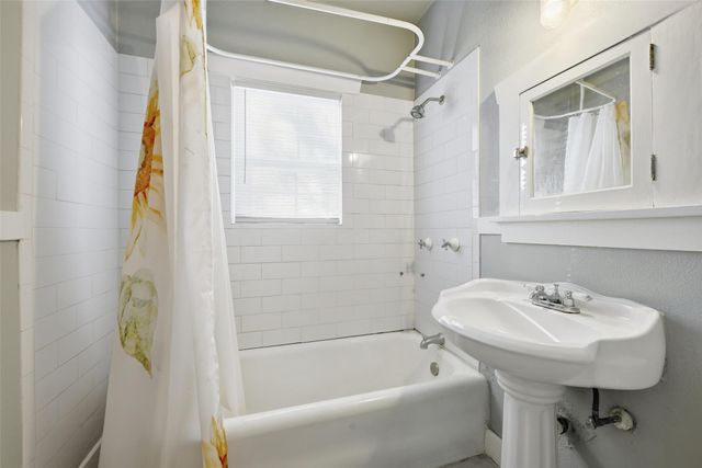 2612 Forby Avenue, Fort Worth, TX 76103