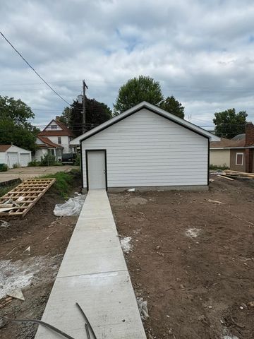 4114 Fremont Avenue N, Minneapolis, MN 55412