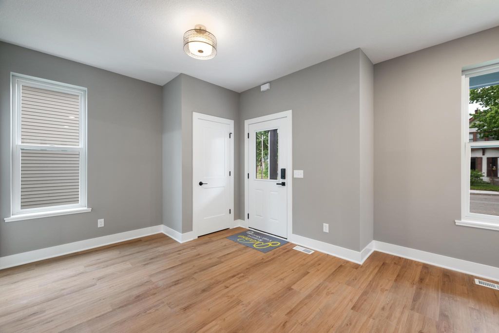 4114 Fremont Avenue N, Minneapolis, MN 55412 — photo 3