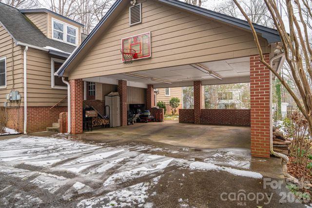 102 Hillside Drive, Shelby, NC 28150