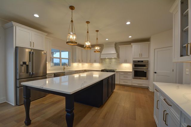 518 Polo Run Lane, Versailles, KY 40383