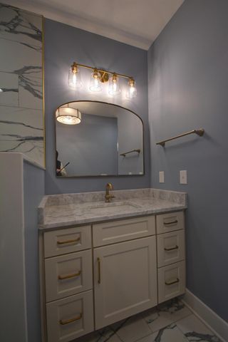 518 Polo Run Lane, Versailles, KY 40383