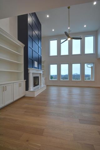 518 Polo Run Lane, Versailles, KY 40383