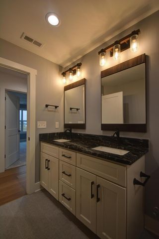 518 Polo Run Lane, Versailles, KY 40383