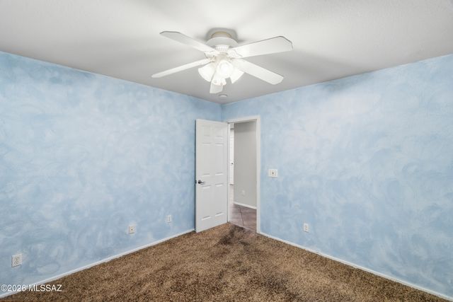 11032 N Divot Drive, Oro Valley, AZ 85737