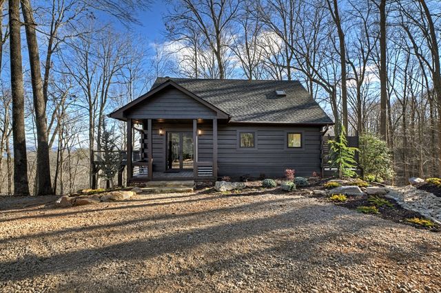 427 Green Ridge Road, Blue Ridge, GA 30513
