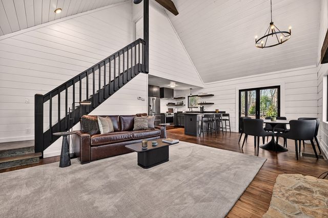 427 Green Ridge Road, Blue Ridge, GA 30513