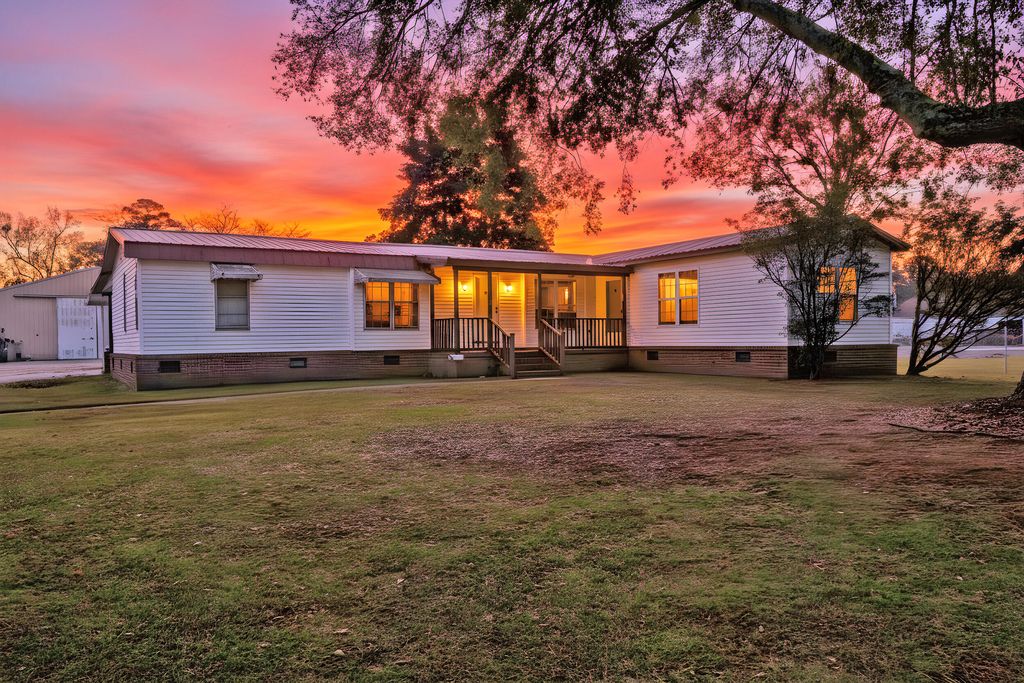 142 O T Wallace Drive, Summerville, SC 29483