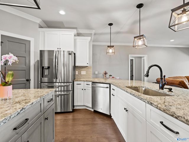 136 Stonycrossing Road, Meridianville, AL 35759