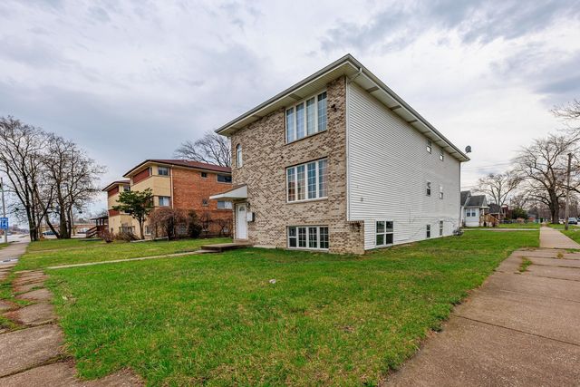 98 W 154th Street, Harvey, IL 60426